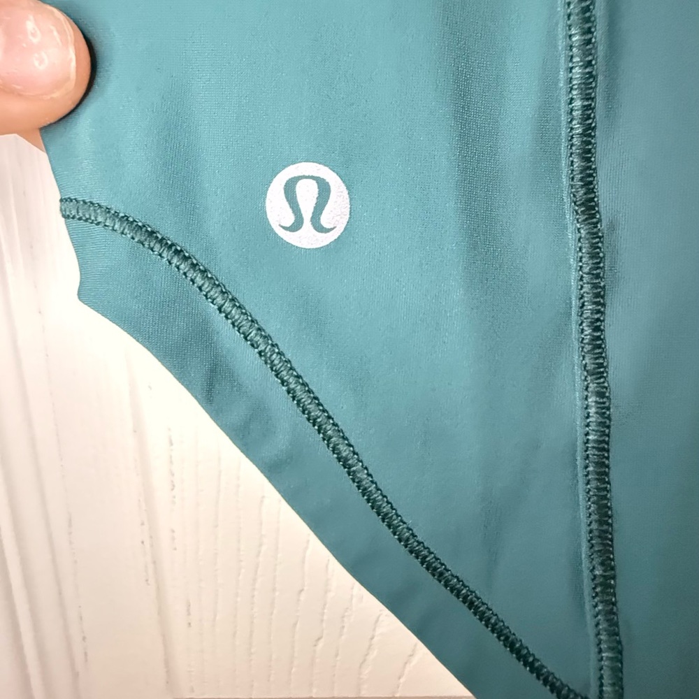 Lululemon Athletica Aqua Mesh Tank - Picture 3 of 3
